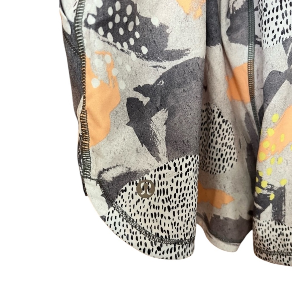 LULULEMON “Be Free Runsie” in Mini Art Pop Romper in White Multi Size 6 - Picture 9 of 15